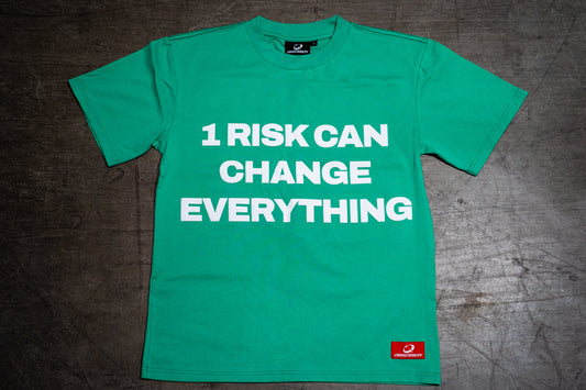 “1 RISK TEE” GREEN